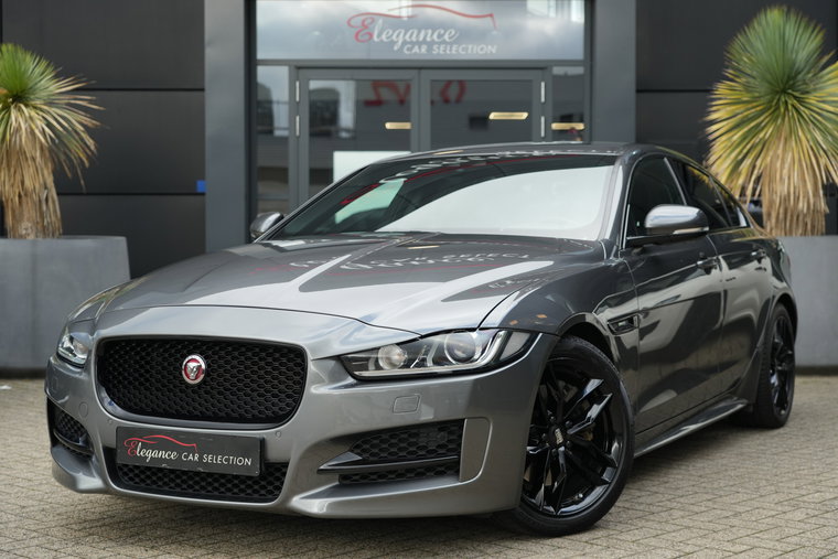Foto van Jaguar XE