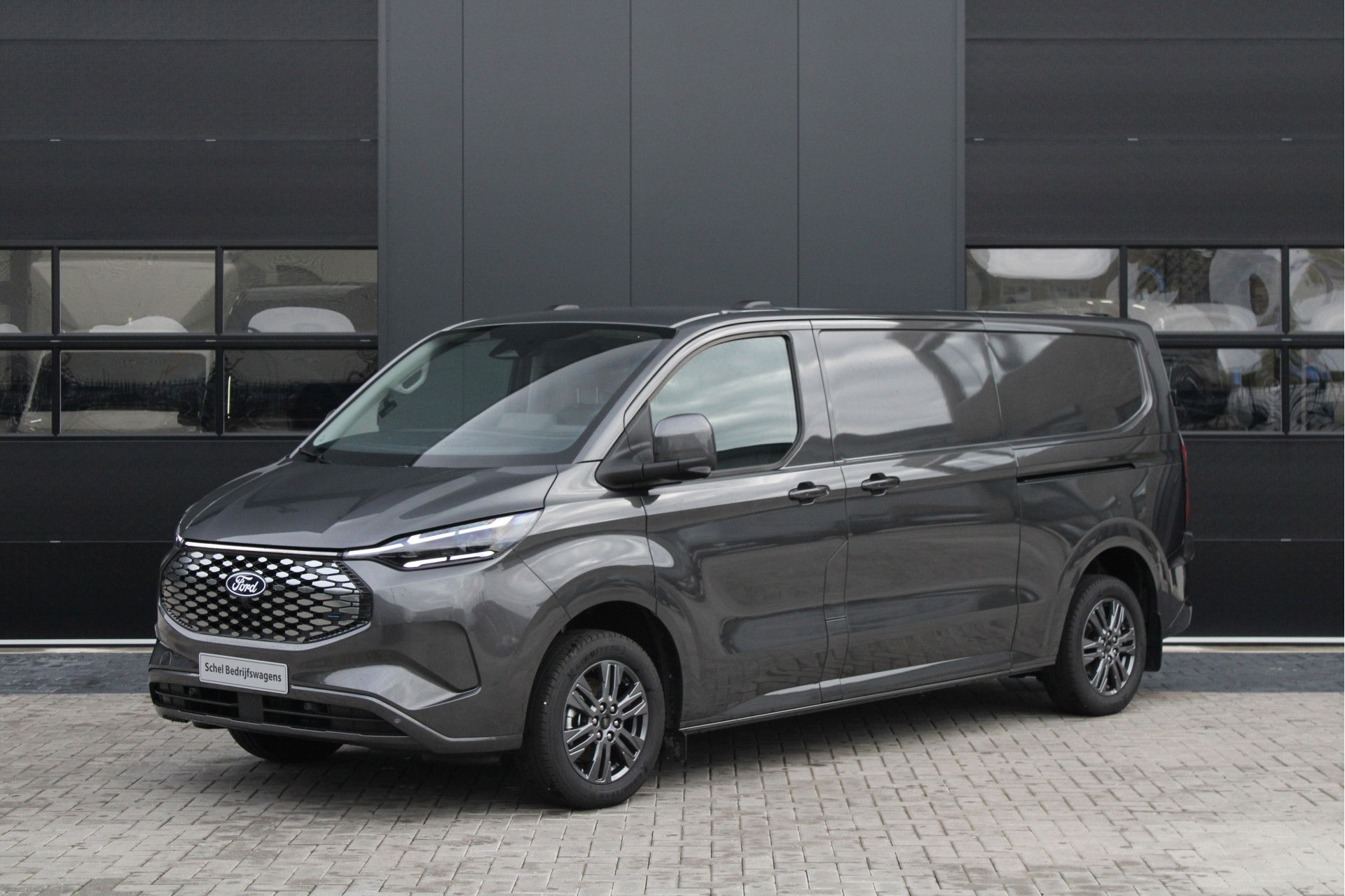 Foto van Ford E-Transit Custom