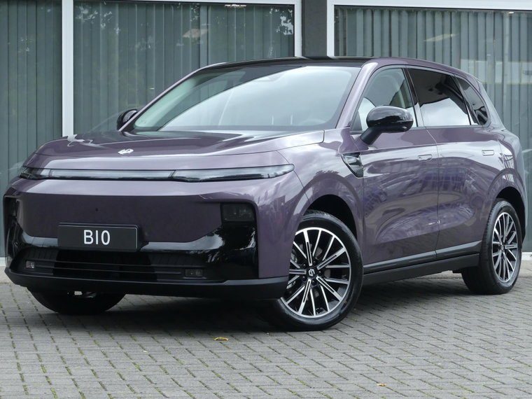 Leapmotor B10