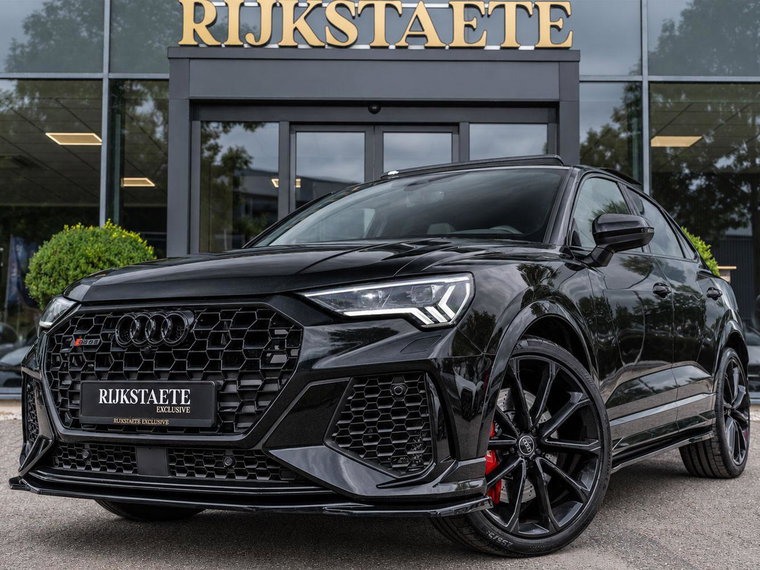 Foto van Audi RSQ3