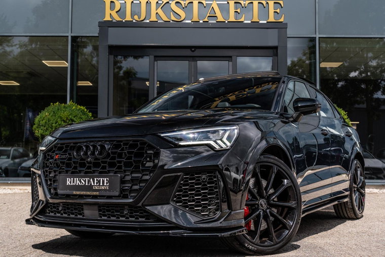 Foto van Audi RSQ3