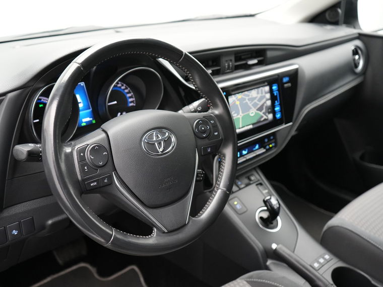 Toyota Auris Touring Sports