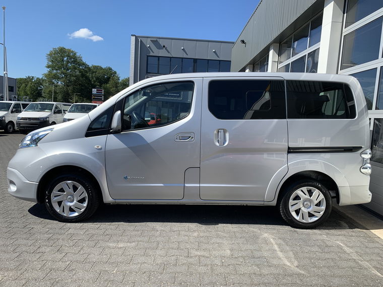 Nissan E-NV200