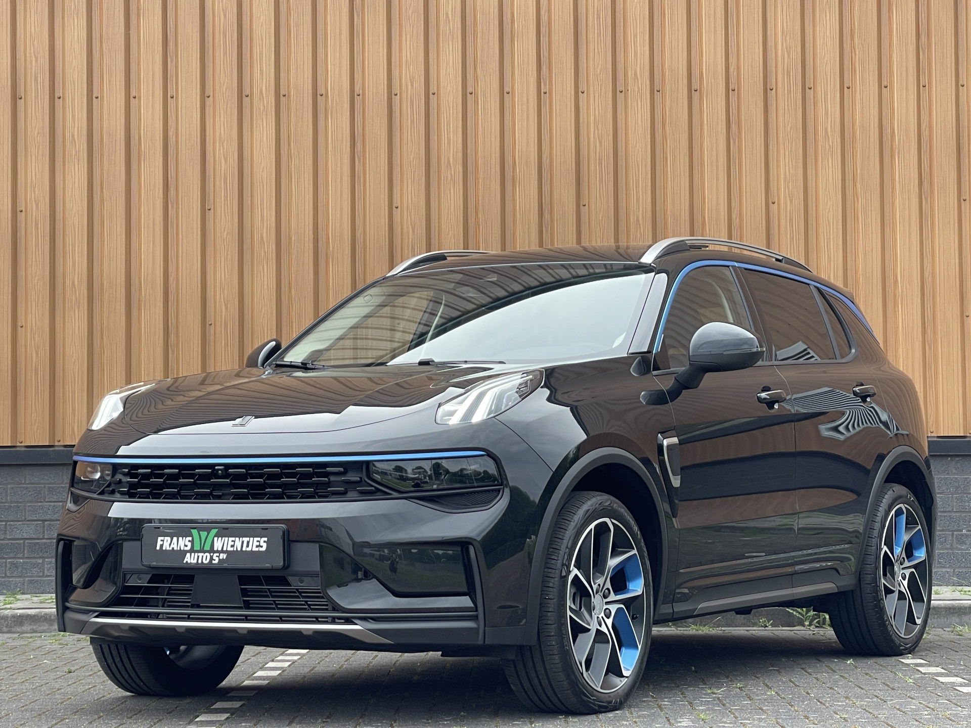 Foto van Lynk & Co 01