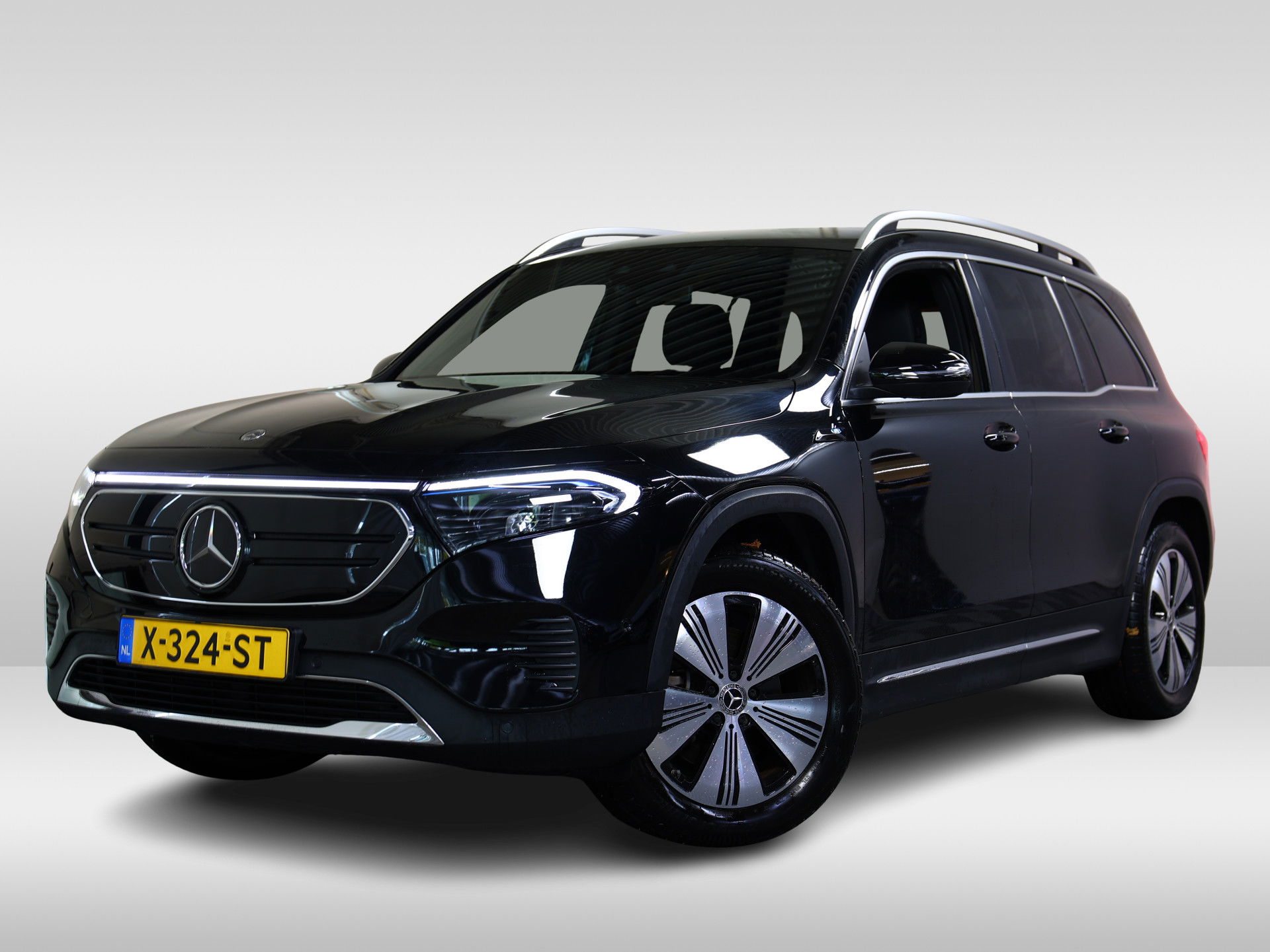 Foto van Mercedes-Benz EQB