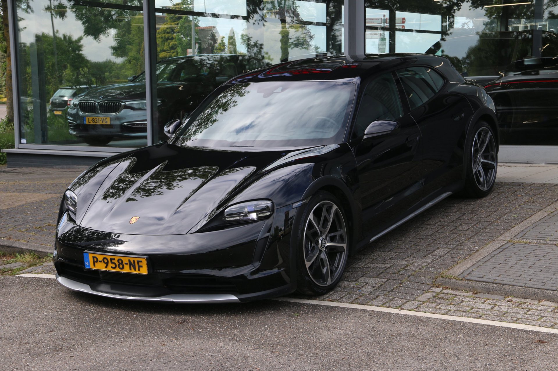 Foto van Porsche Taycan