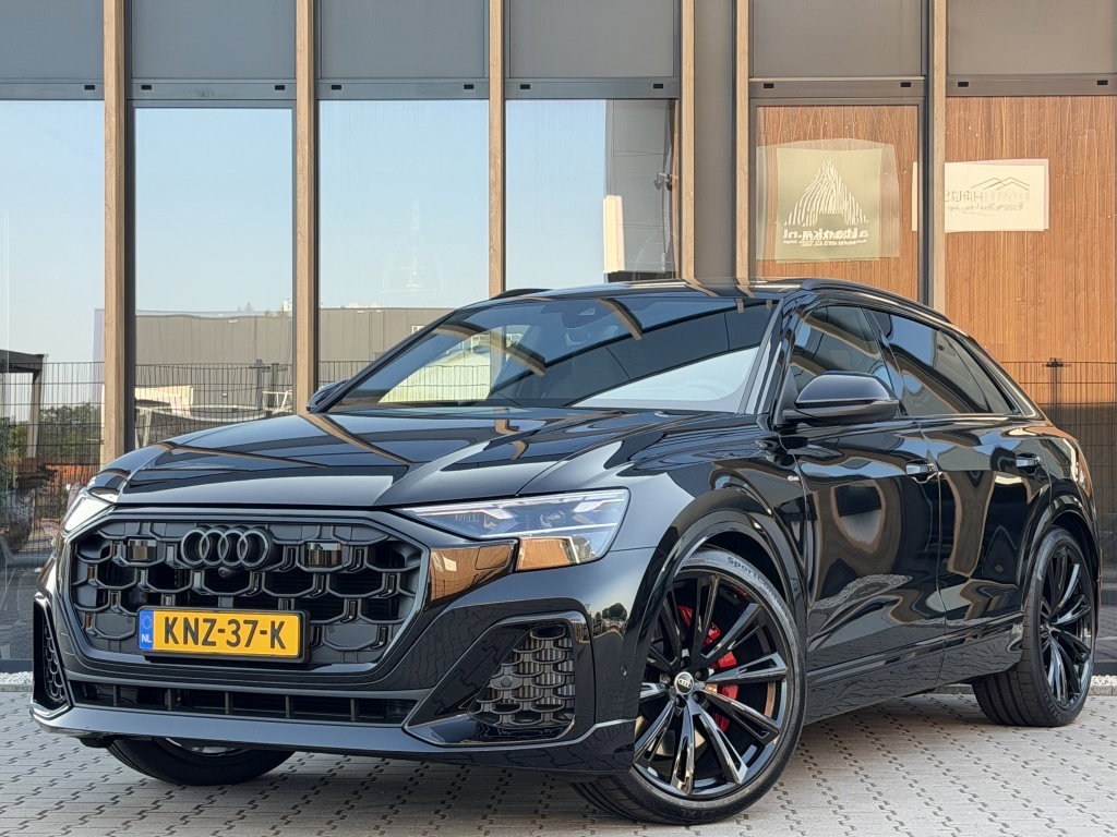 Foto van Audi Q8