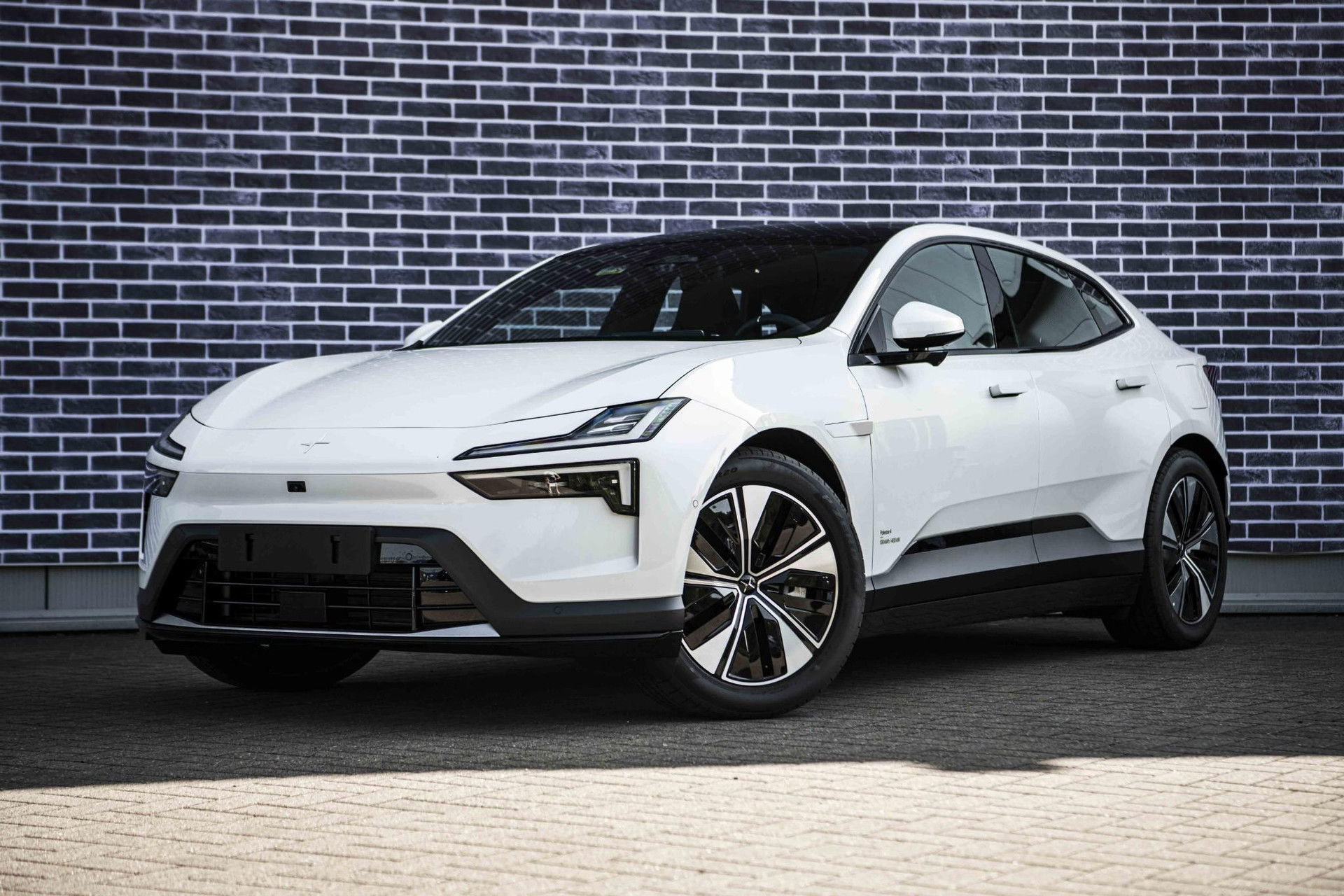 Foto van Polestar 4