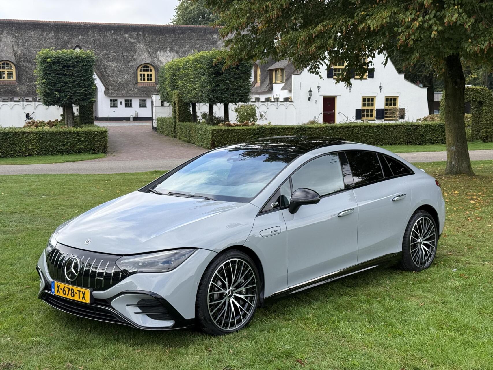 Foto van Mercedes-Benz EQE