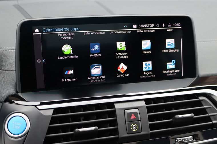 BMW iX3