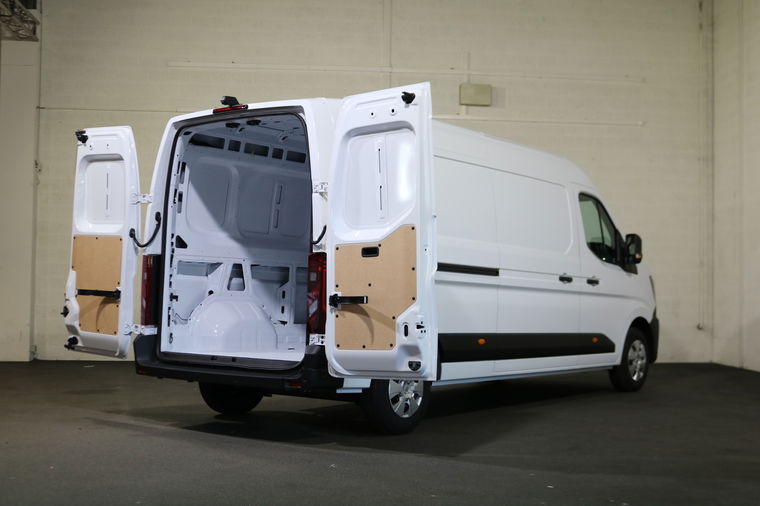 Nissan Interstar