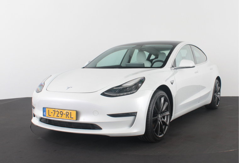 Tesla Model 3 Leasen