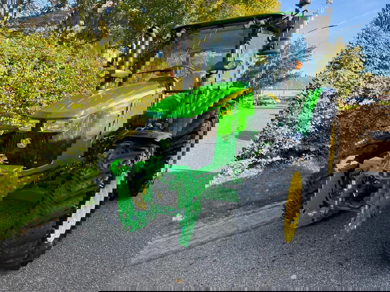 John Deere 