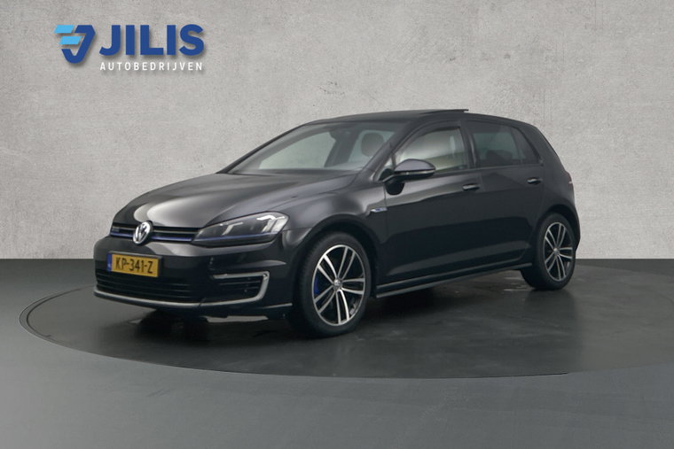 Volkswagen Golf foto 1