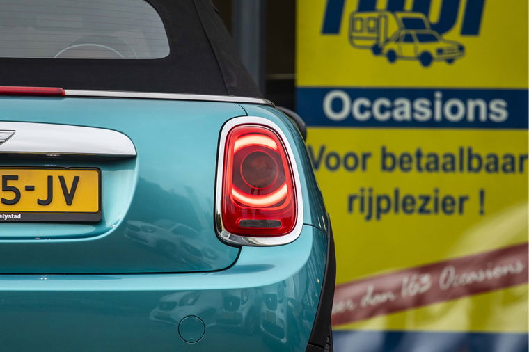 MINI Cabrio