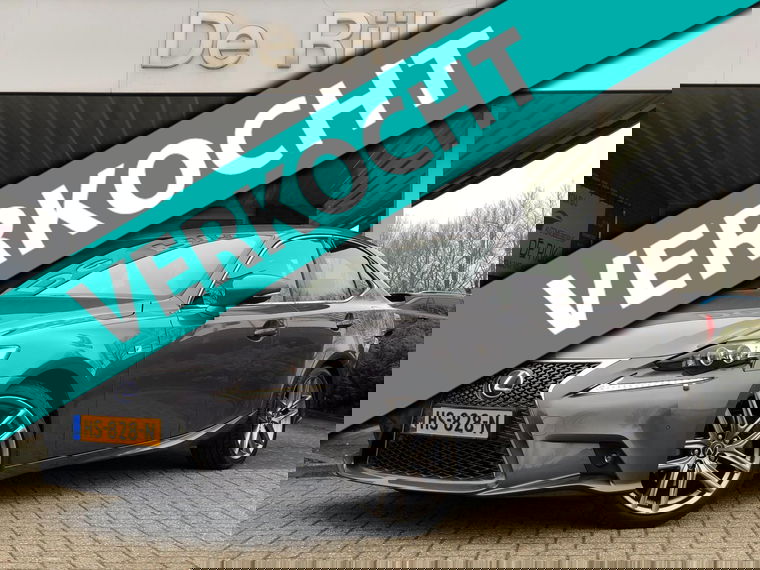 Foto van Lexus IS