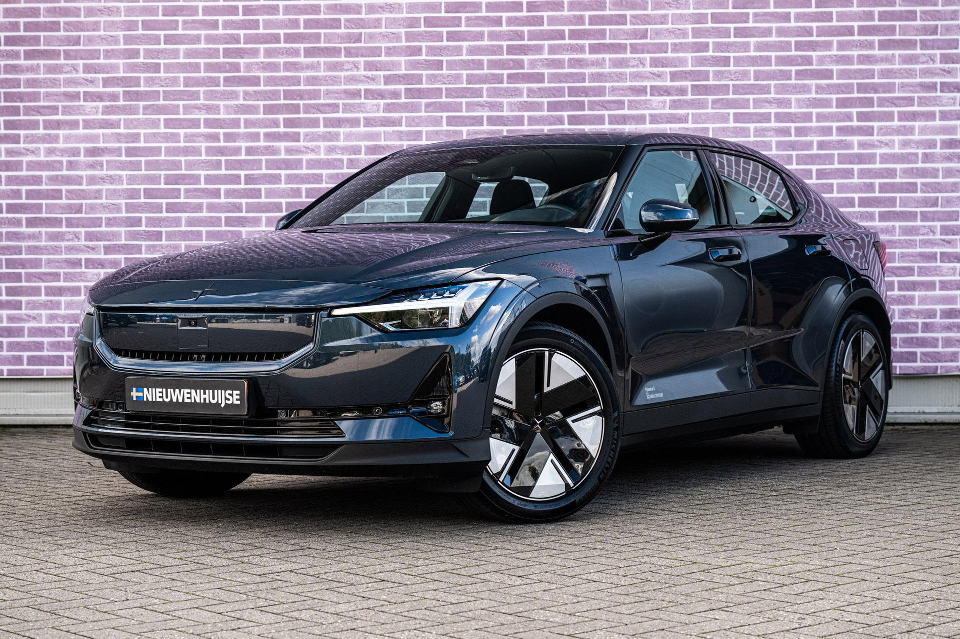 Foto van Polestar 2