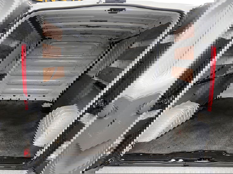 Nissan Primastar