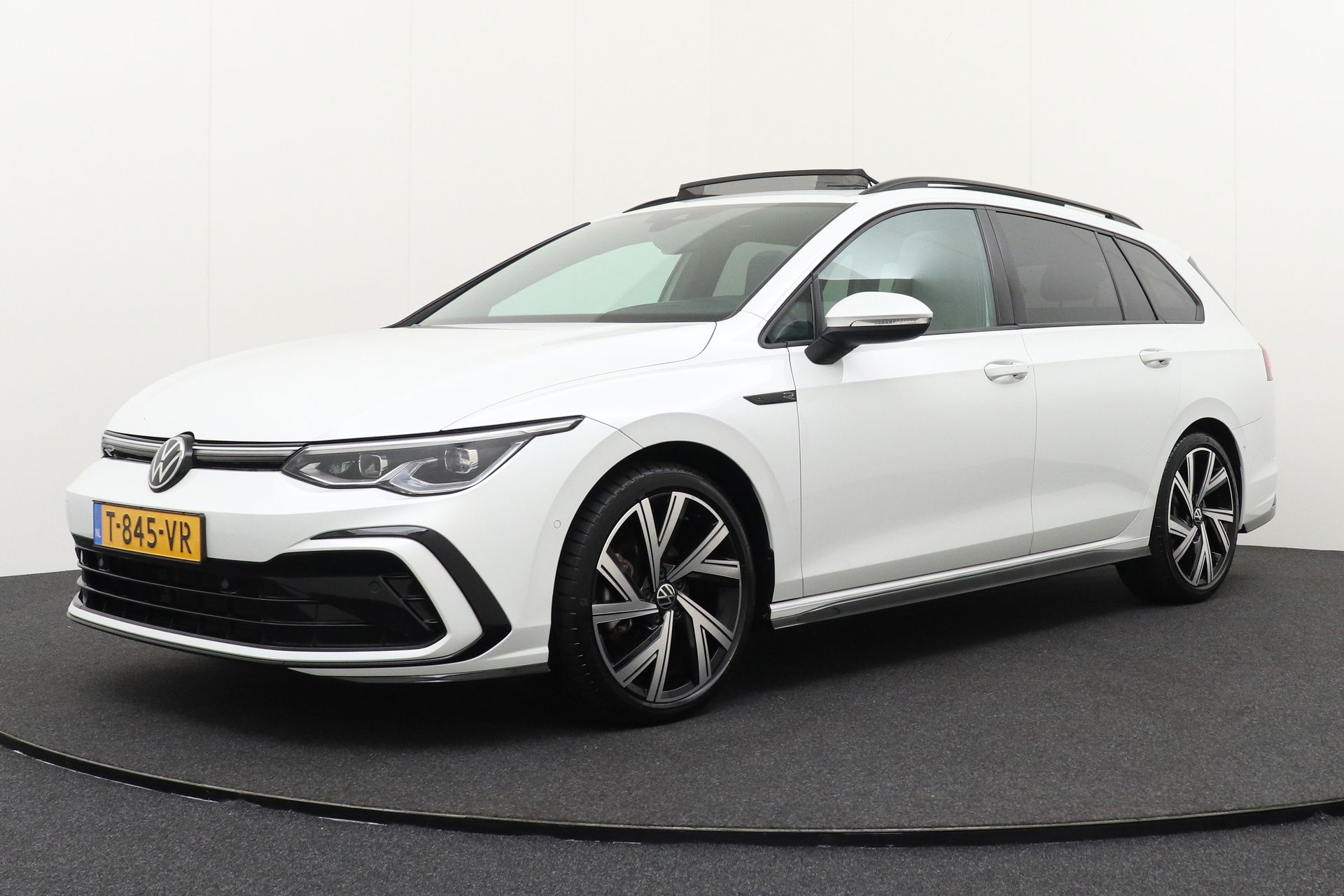 Foto van Volkswagen GOLF Variant