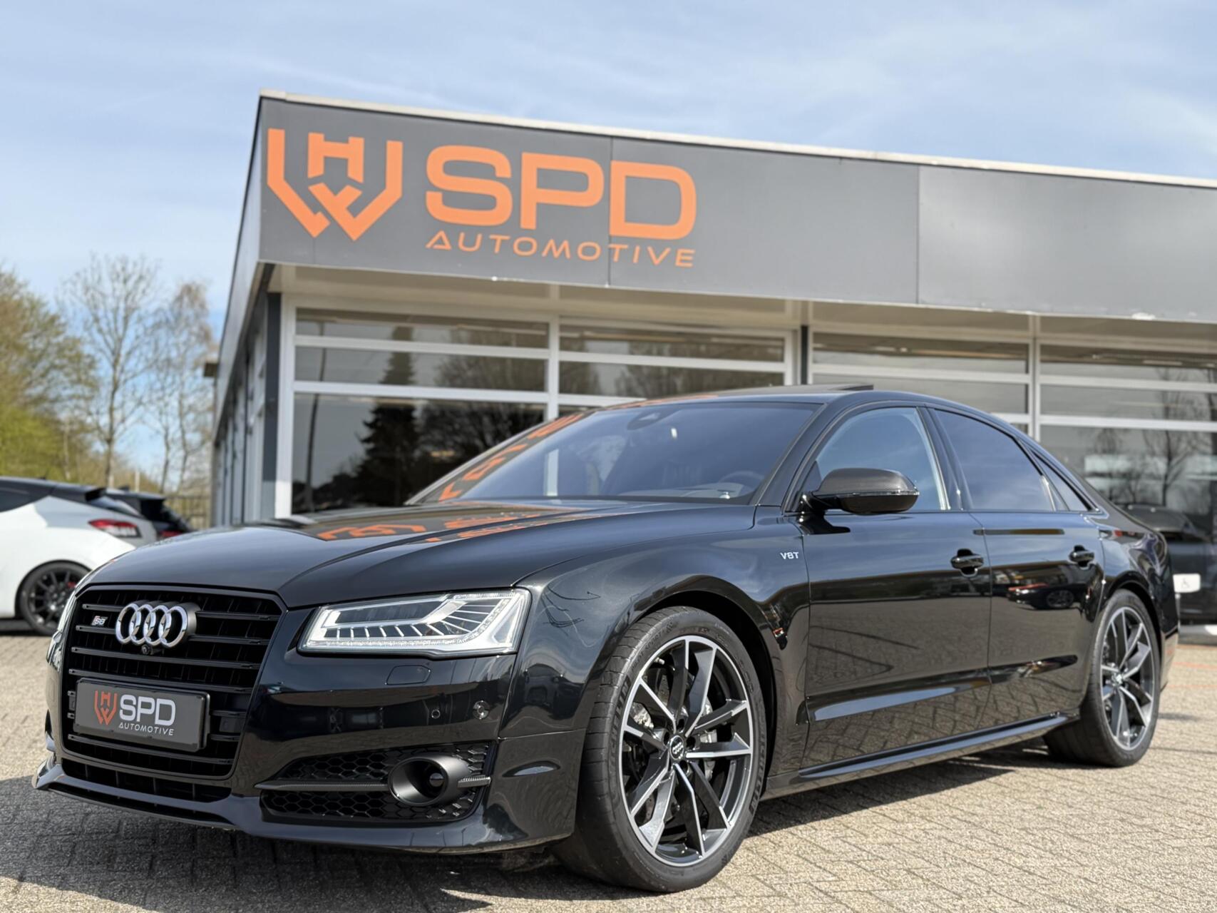 Foto van Audi S8