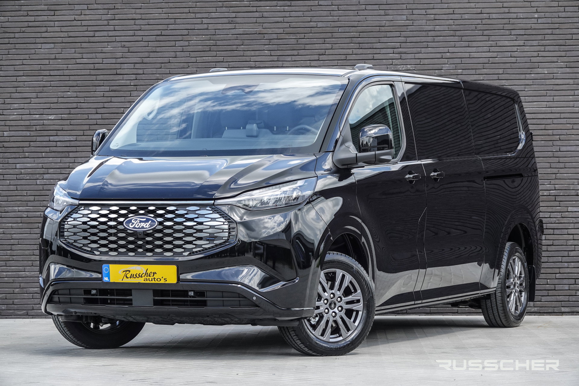 Foto van Ford E-Transit Custom