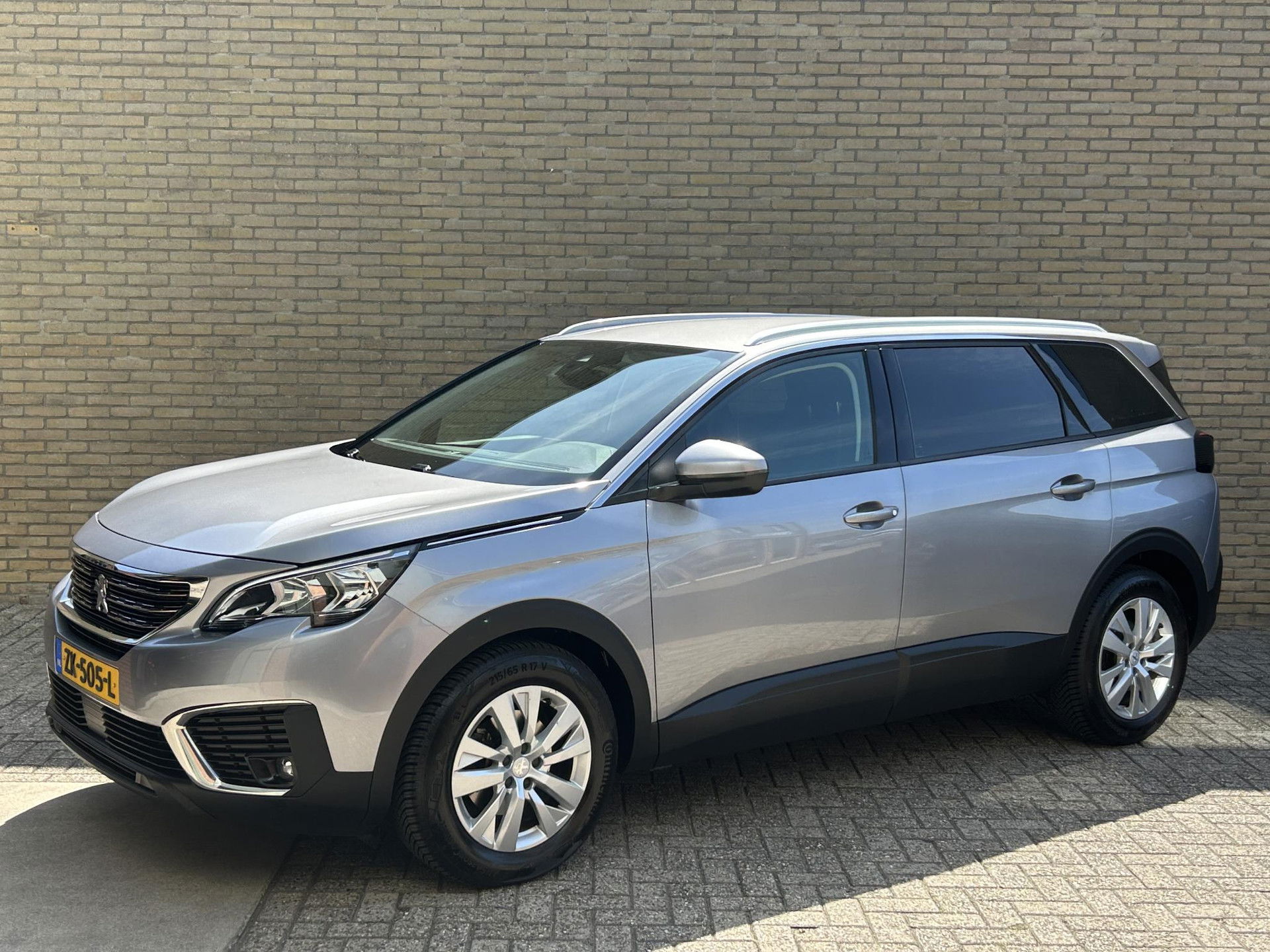 Foto van Peugeot 5008
