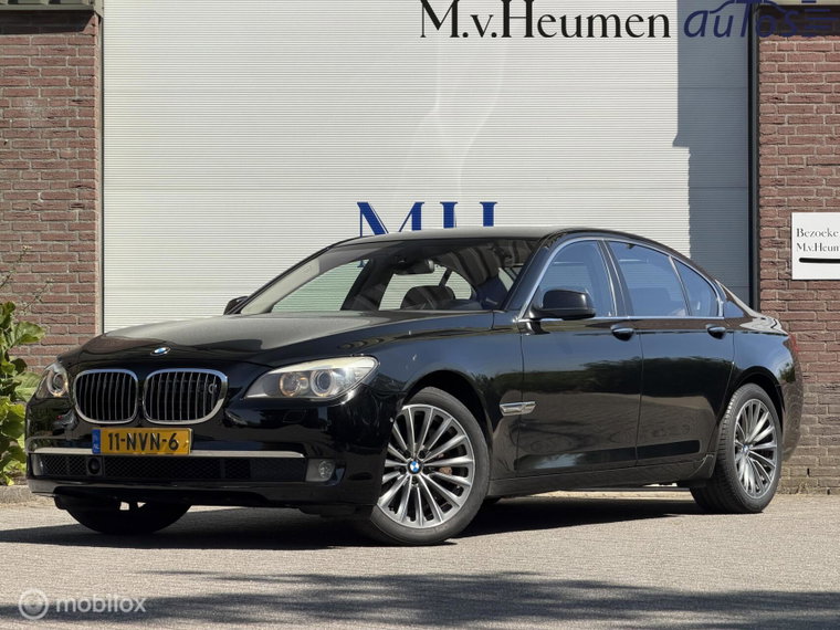 BMW 7 Serie foto 1