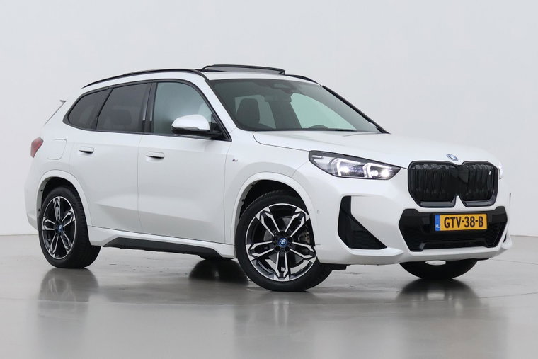 Foto van BMW iX1