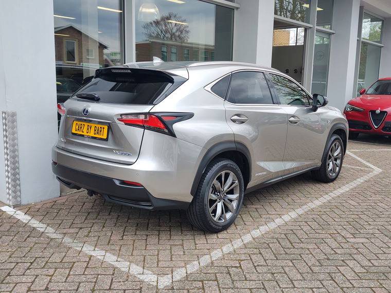 Lexus NX