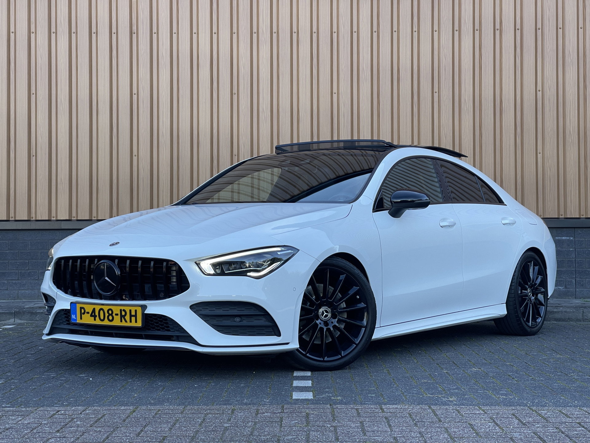 Foto van Mercedes-Benz CLA
