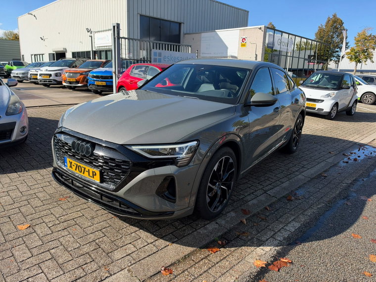 Foto van Audi Q8 Sportback e-tron