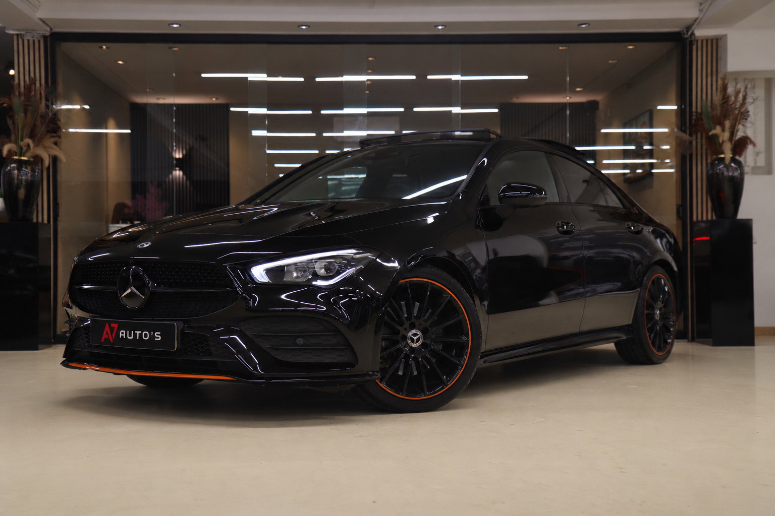 Mercedes-Benz CLA 200 ORANGE EDITION/PANO/CARPLAY/MEM/ACC/VOL