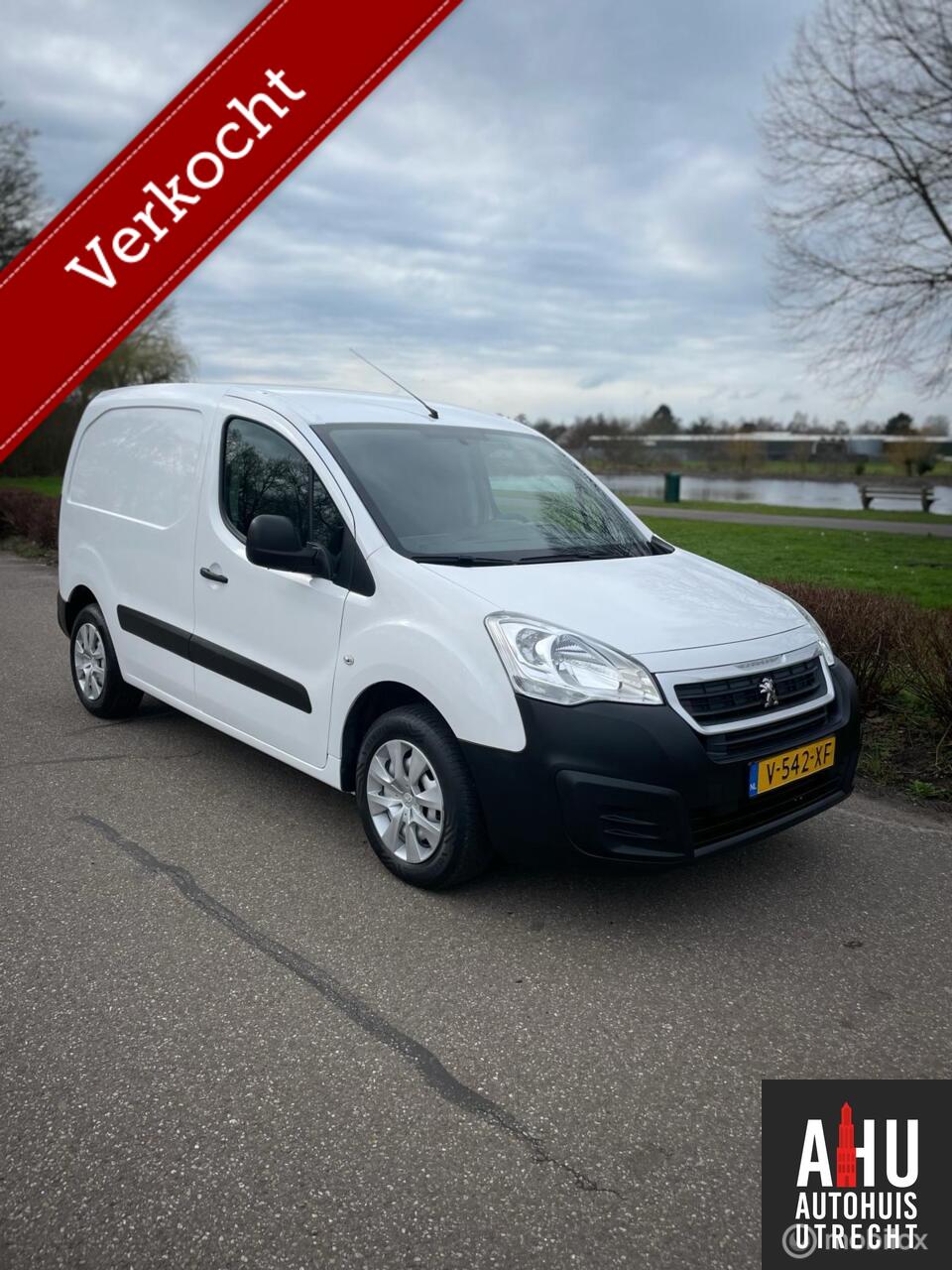 Foto van Peugeot Partner