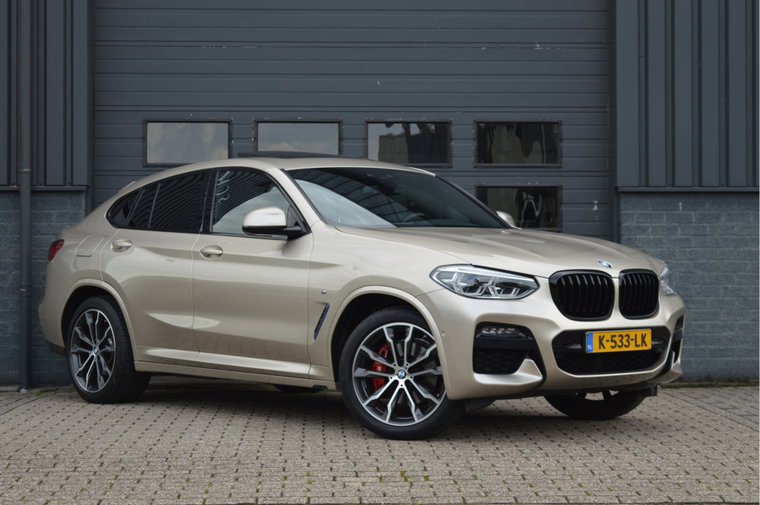 Foto van BMW X4