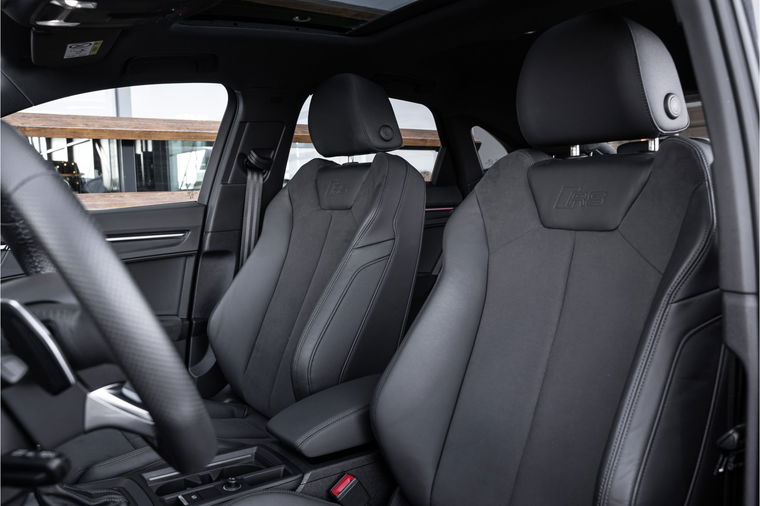 Audi RSQ3