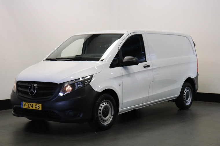 Mercedes-Benz Vito foto 1