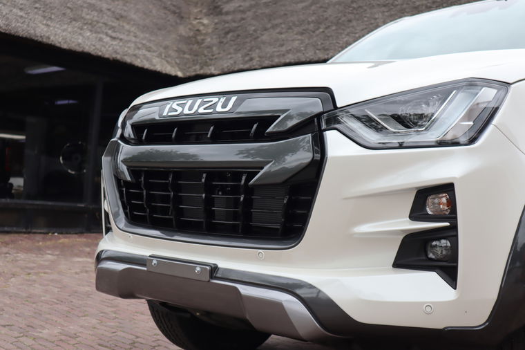 Isuzu D-max