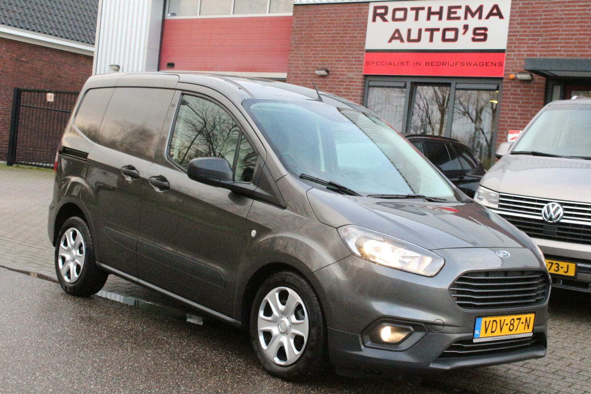 Foto van Ford Transit Courier