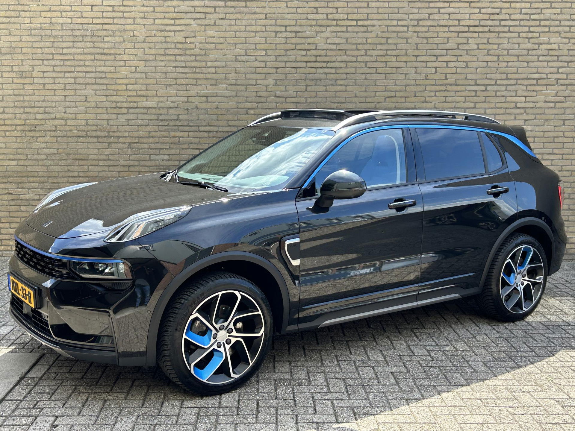 Foto van Lynk & Co 01