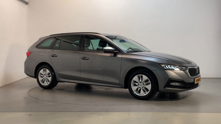 Škoda Octavia foto 1