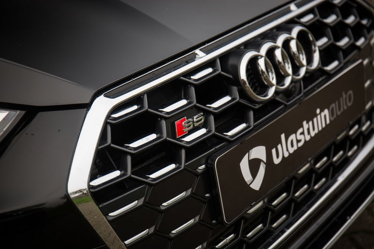 Audi S5
