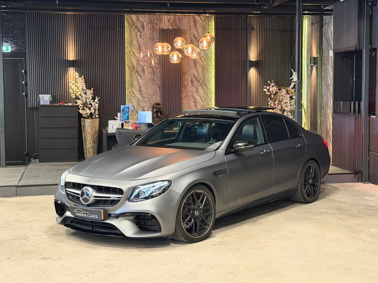 Foto van Mercedes-Benz E-Klasse
