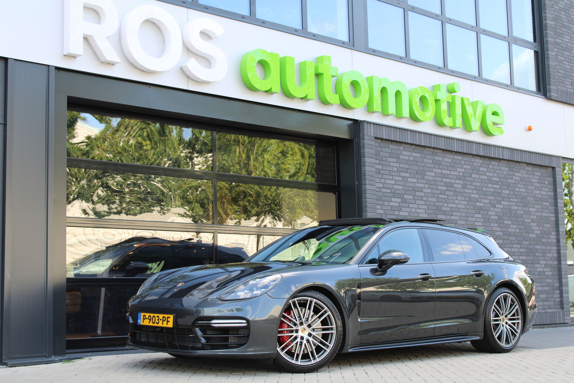Foto van Porsche Panamera