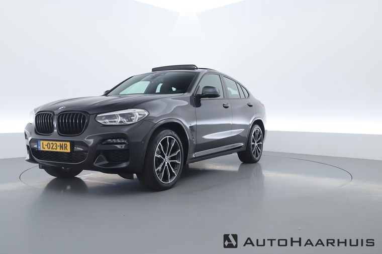 Foto van BMW X4