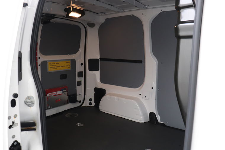 Nissan E-NV200
