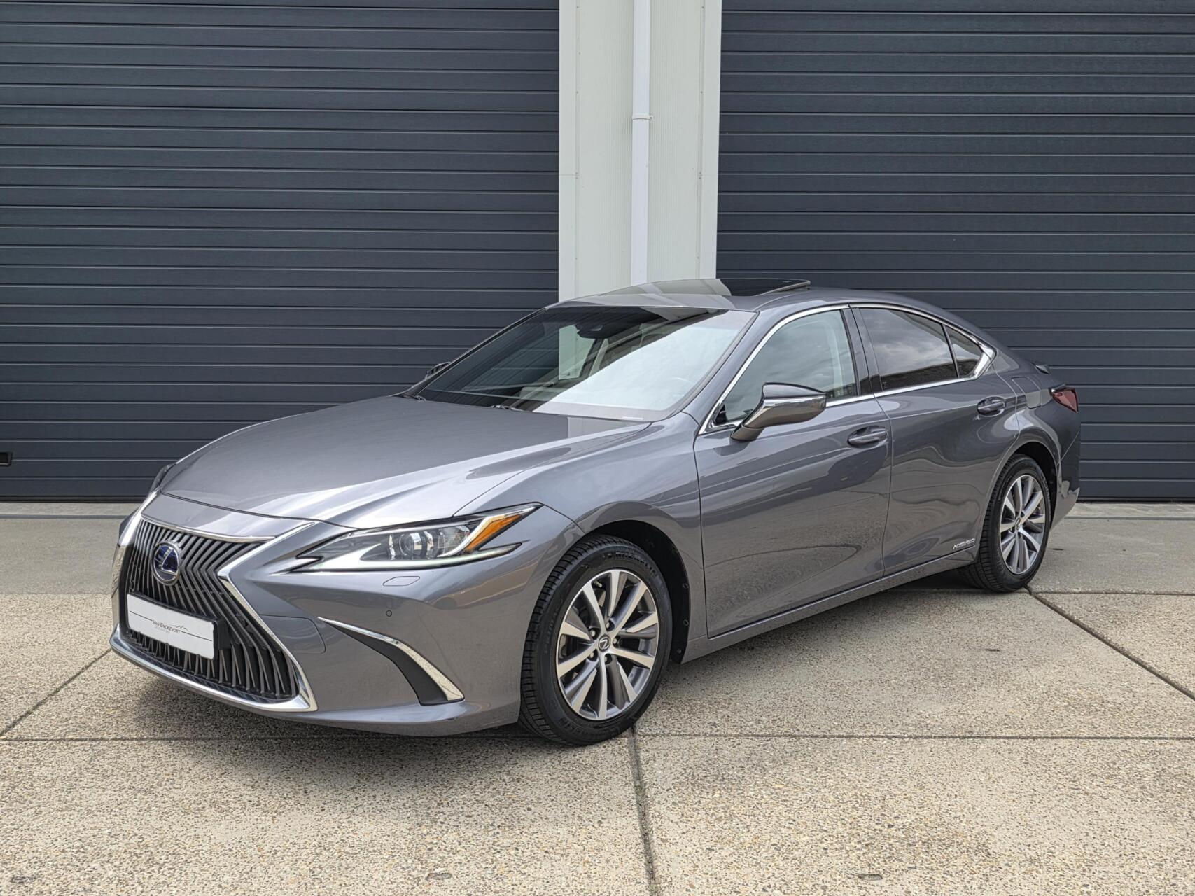 Foto van Lexus ES