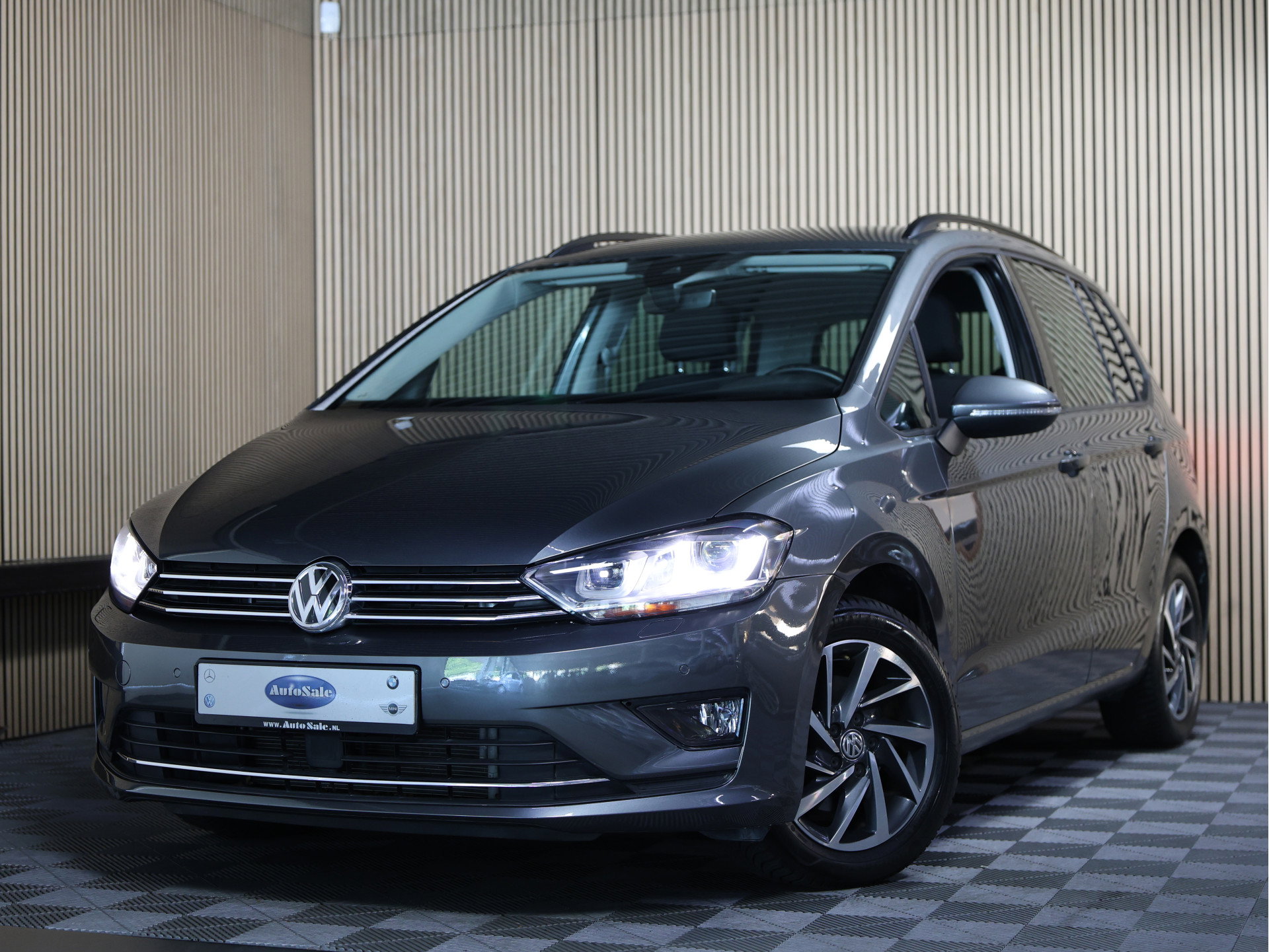 Foto van Volkswagen Golf Sportsvan