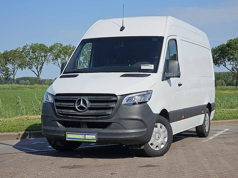 Foto van Mercedes-Benz Sprinter