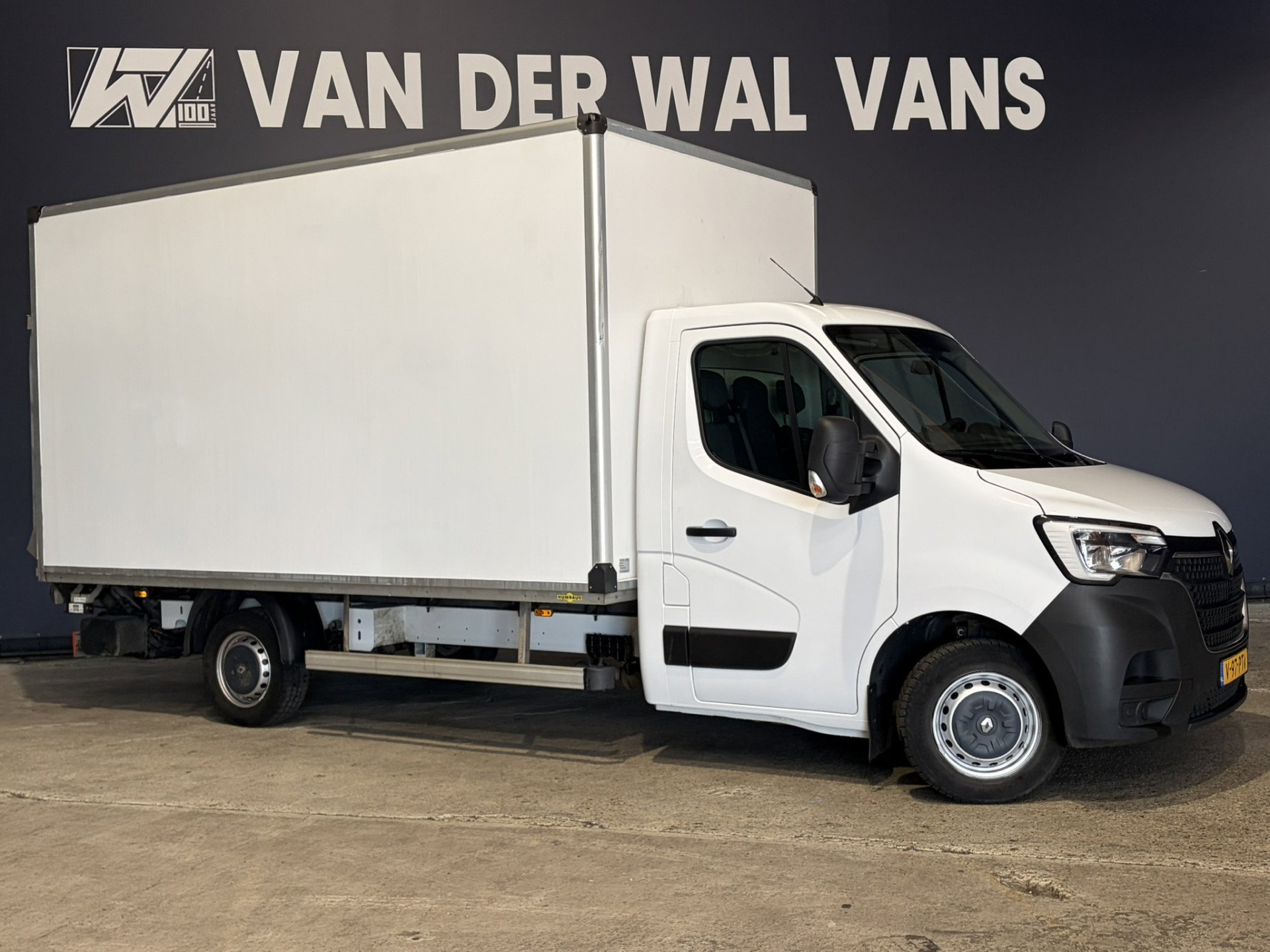 Renault Master 2.3 dCi 146pk Bakwagen Laadklep Euro6 *Rijklaar Direct Rijden* Airco | LED | 1000kg laadvermogen Bijrijdersbank
