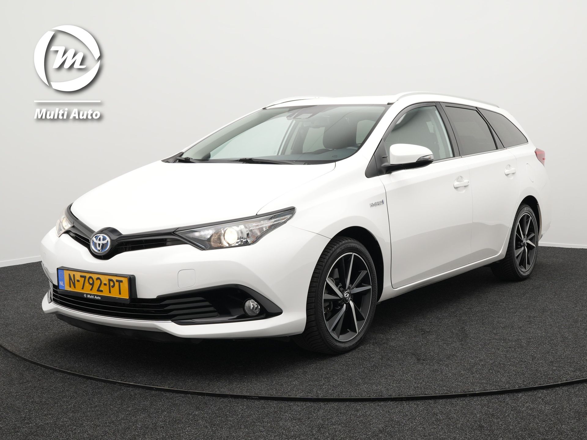 Toyota Auris Touring Sports